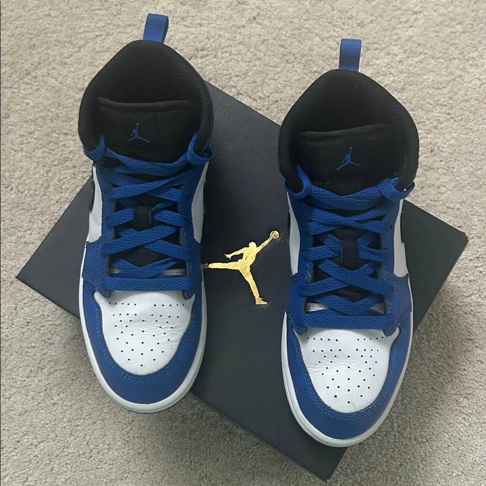 Nike Air Jordan | 1 Mid GS Blue Sneakers | 3 Y